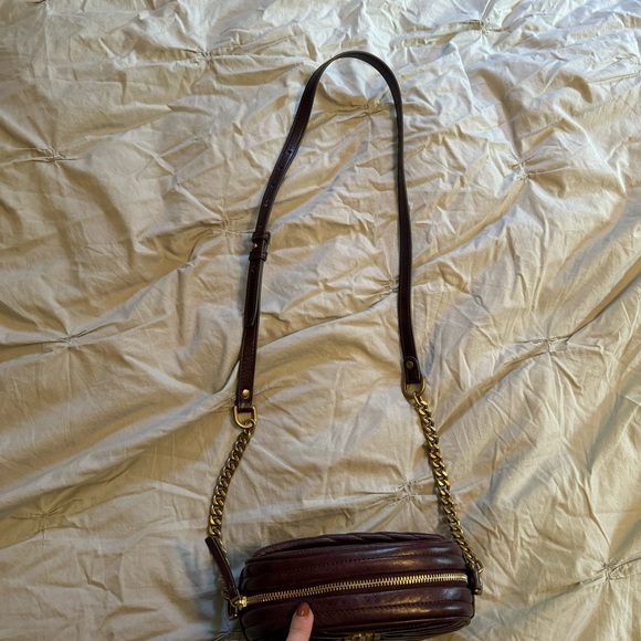 Tory Burch Kira Chevron Glazed Small Camera Bag in Fig - Picture 5 of 15